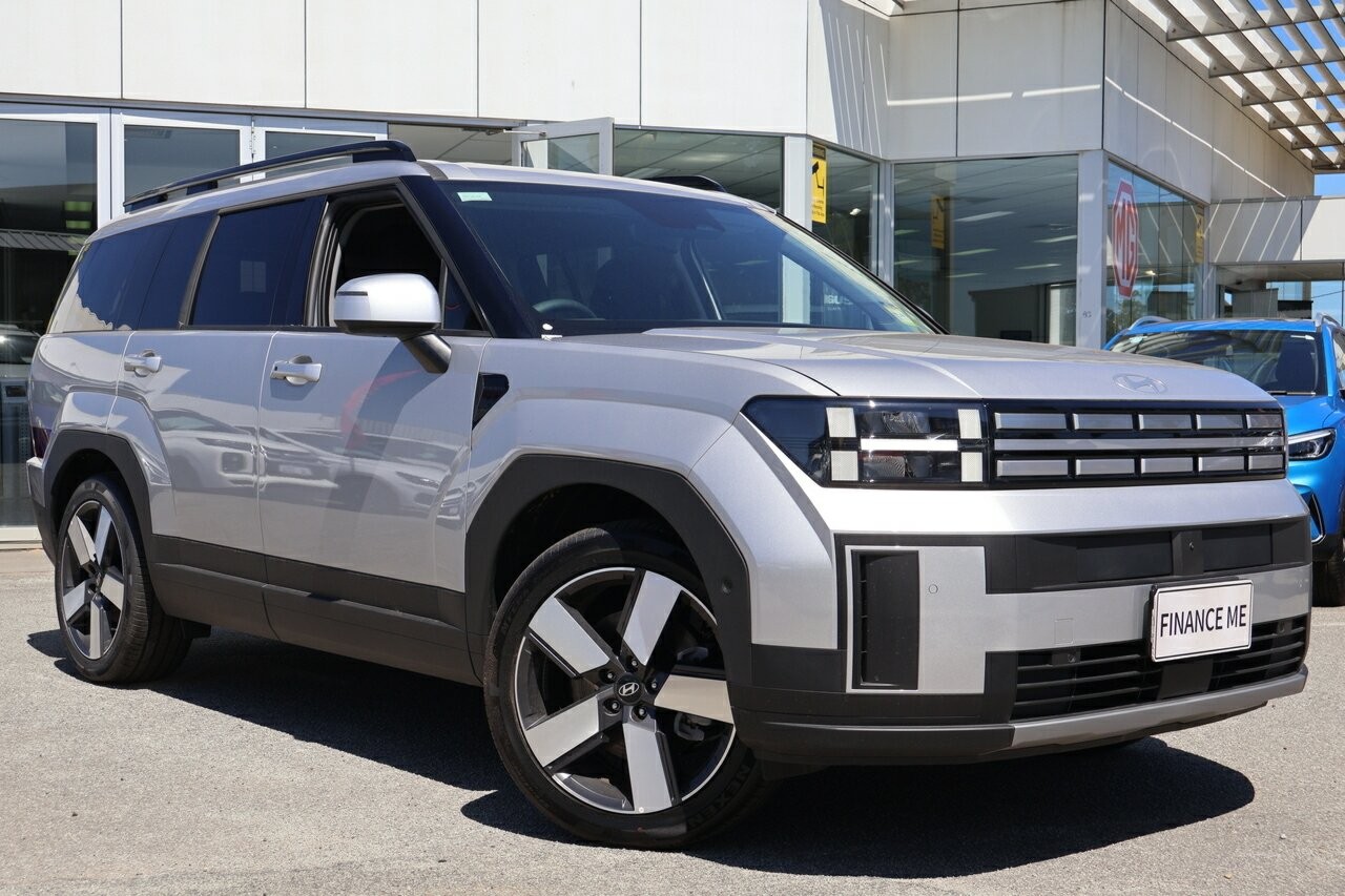 Hyundai Santa Fe image 1