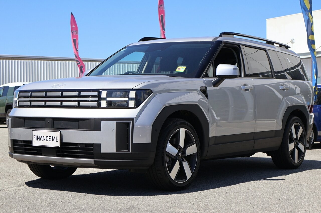 Hyundai Santa Fe image 4