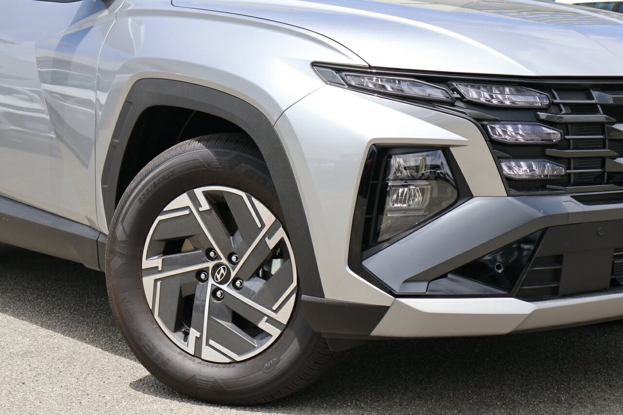 Hyundai Tucson image 2