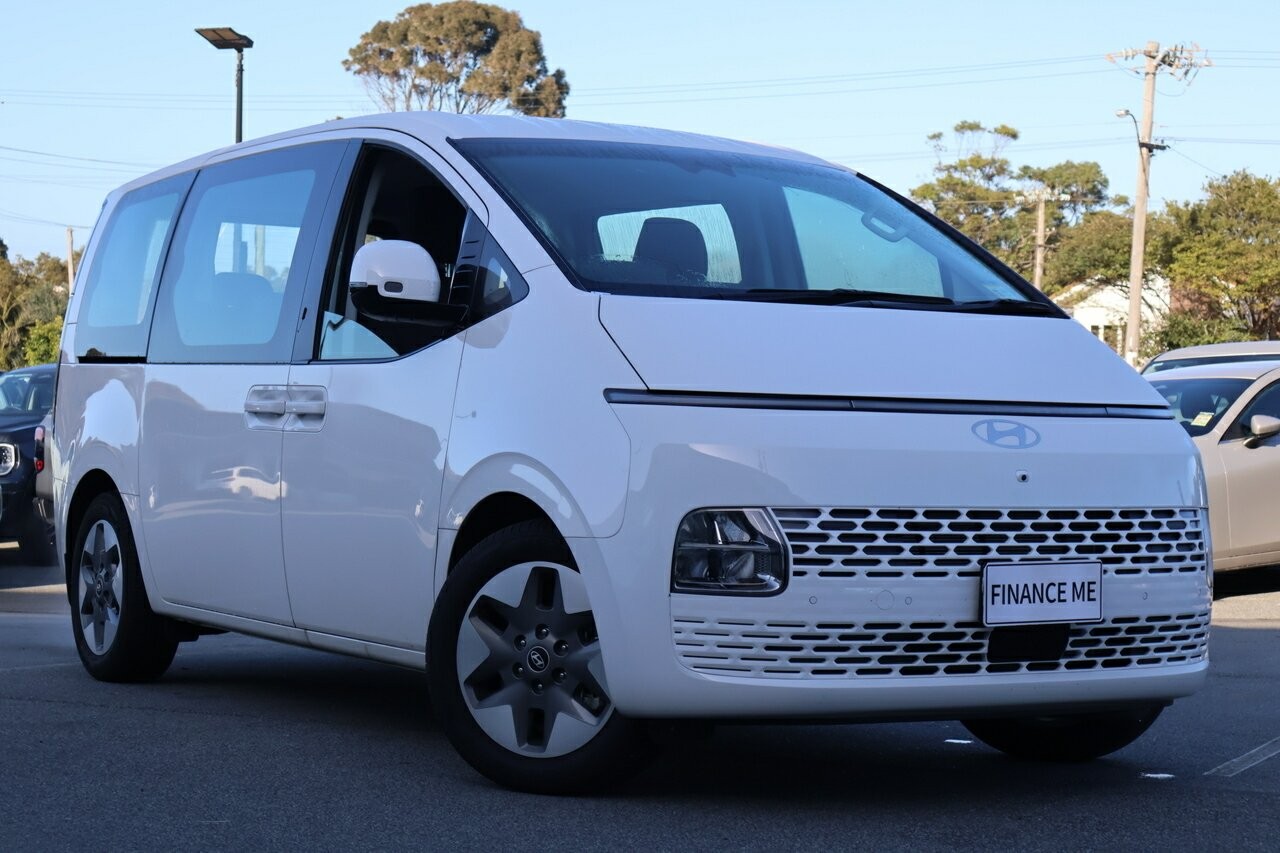 Hyundai Staria image 1