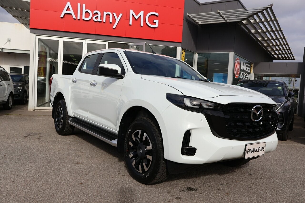 Mazda Bt-50 image 1