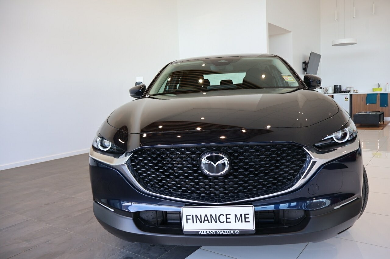 Mazda Cx-30 image 2