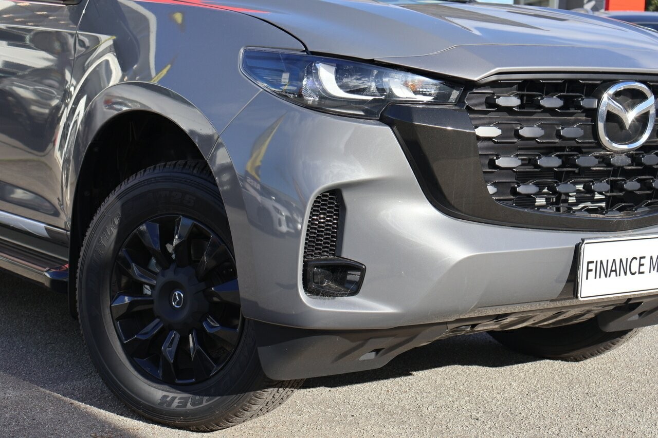 Mazda Bt-50 image 2