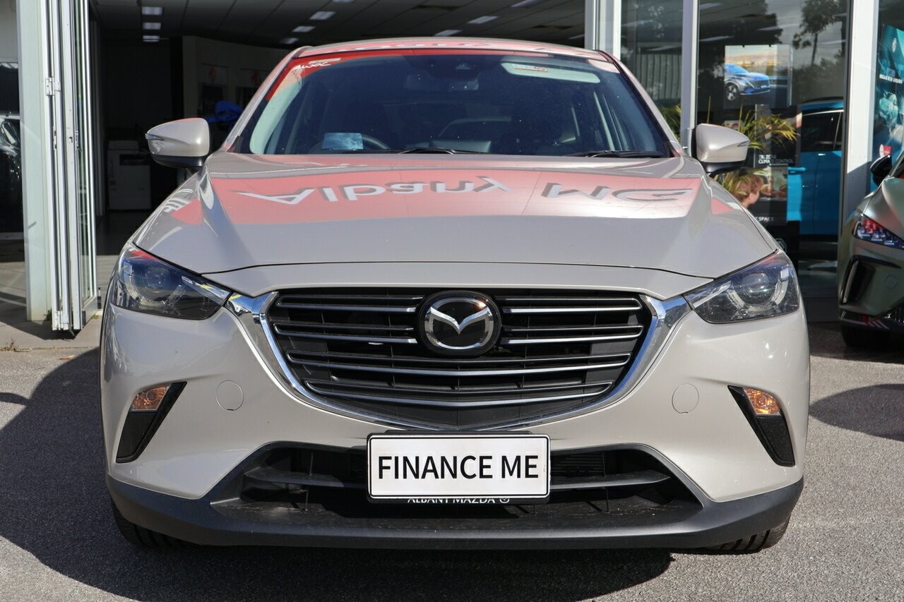 Mazda Cx-3 image 2