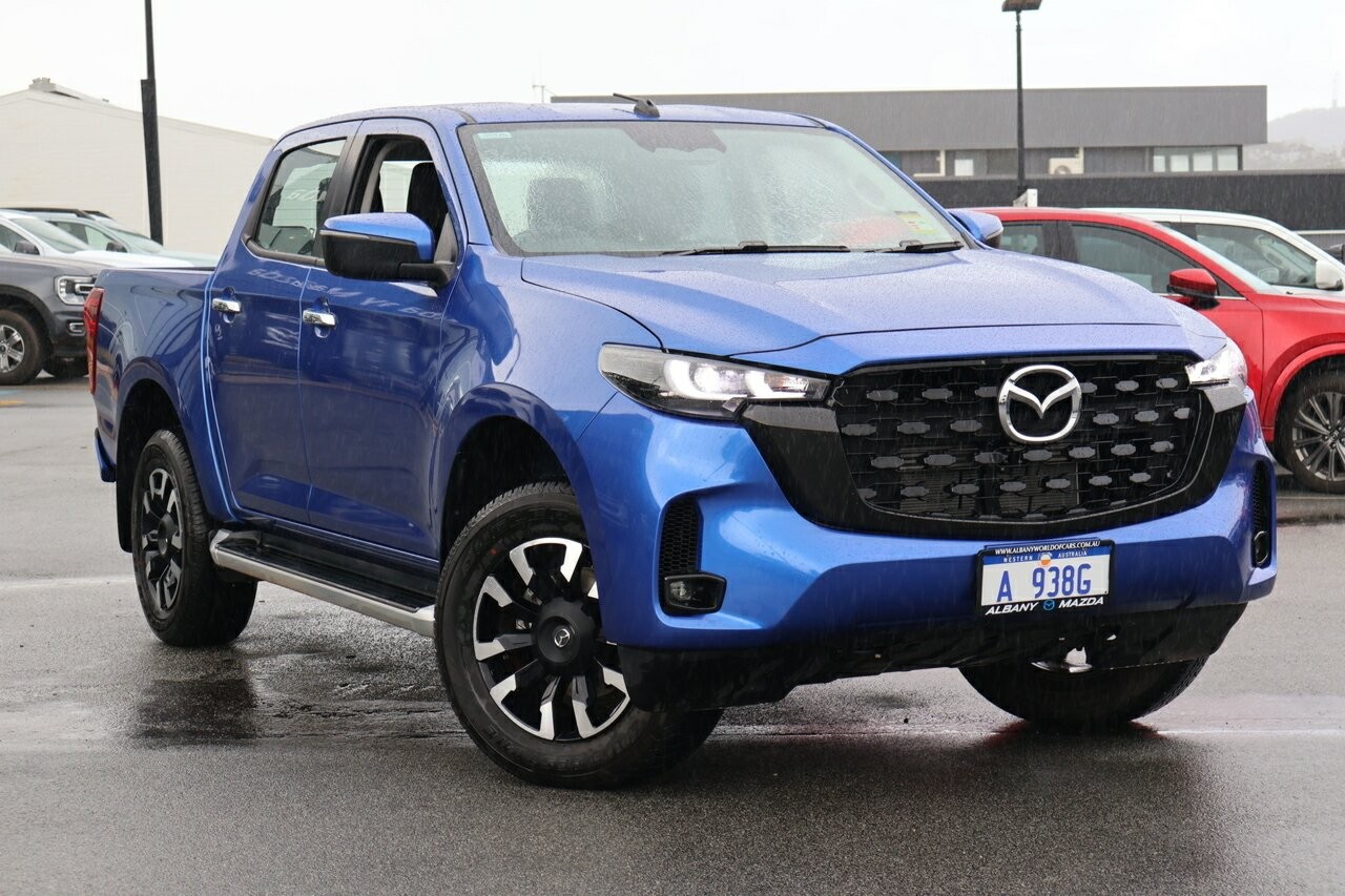 Mazda Bt-50 image 1
