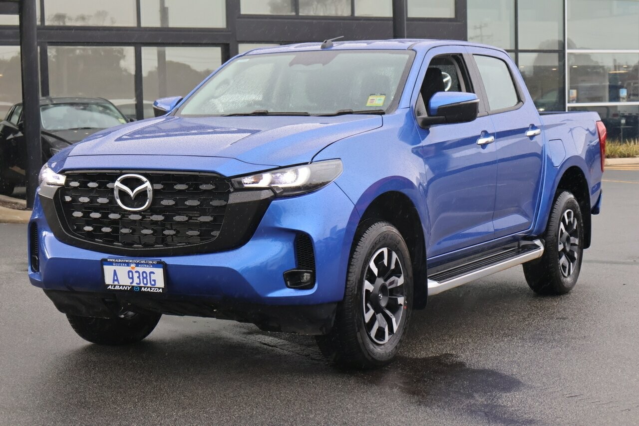 Mazda Bt-50 image 4