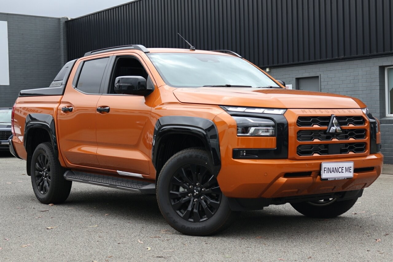 Mitsubishi Triton image 1