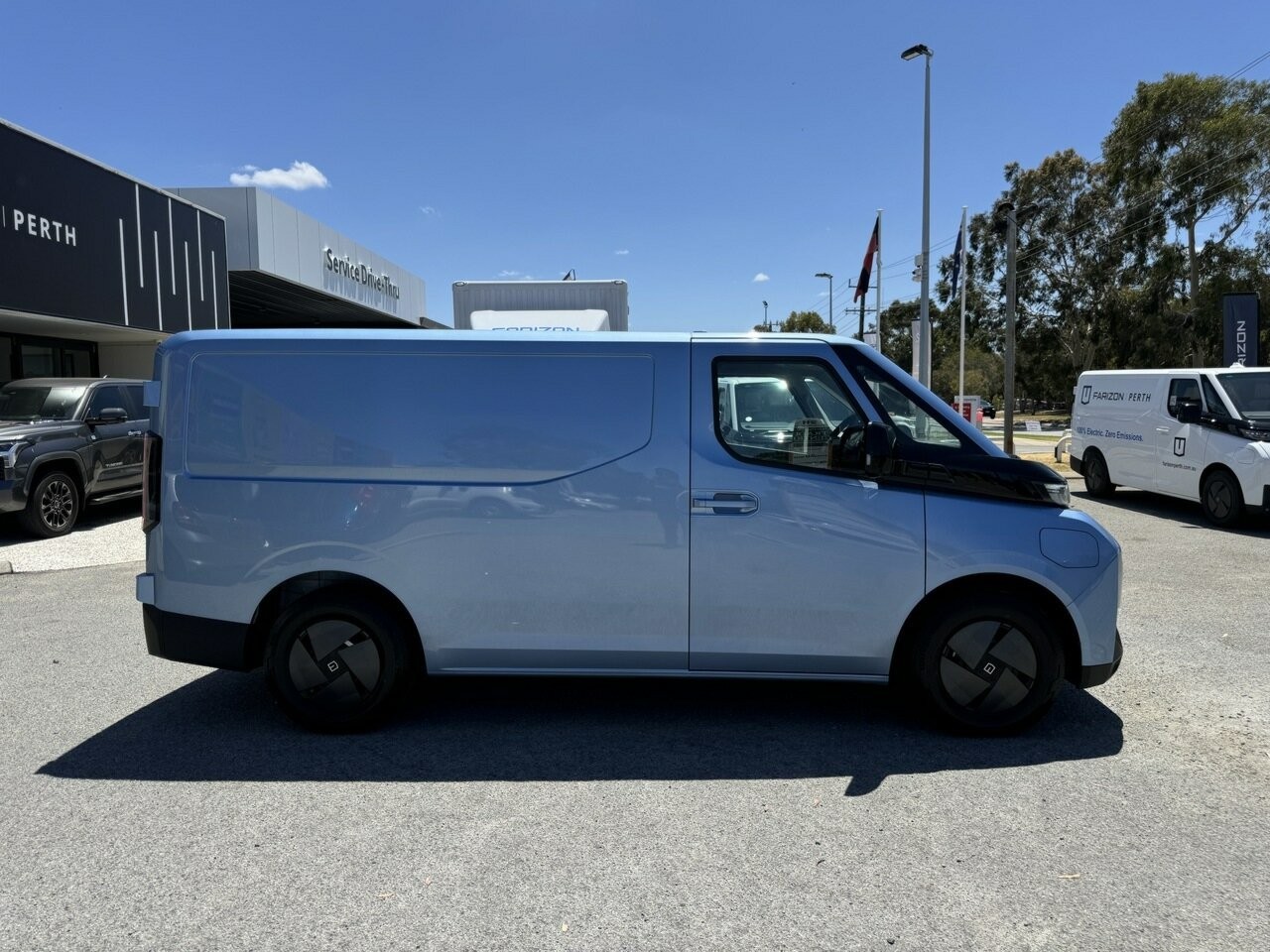 Farizon Supervan image 4