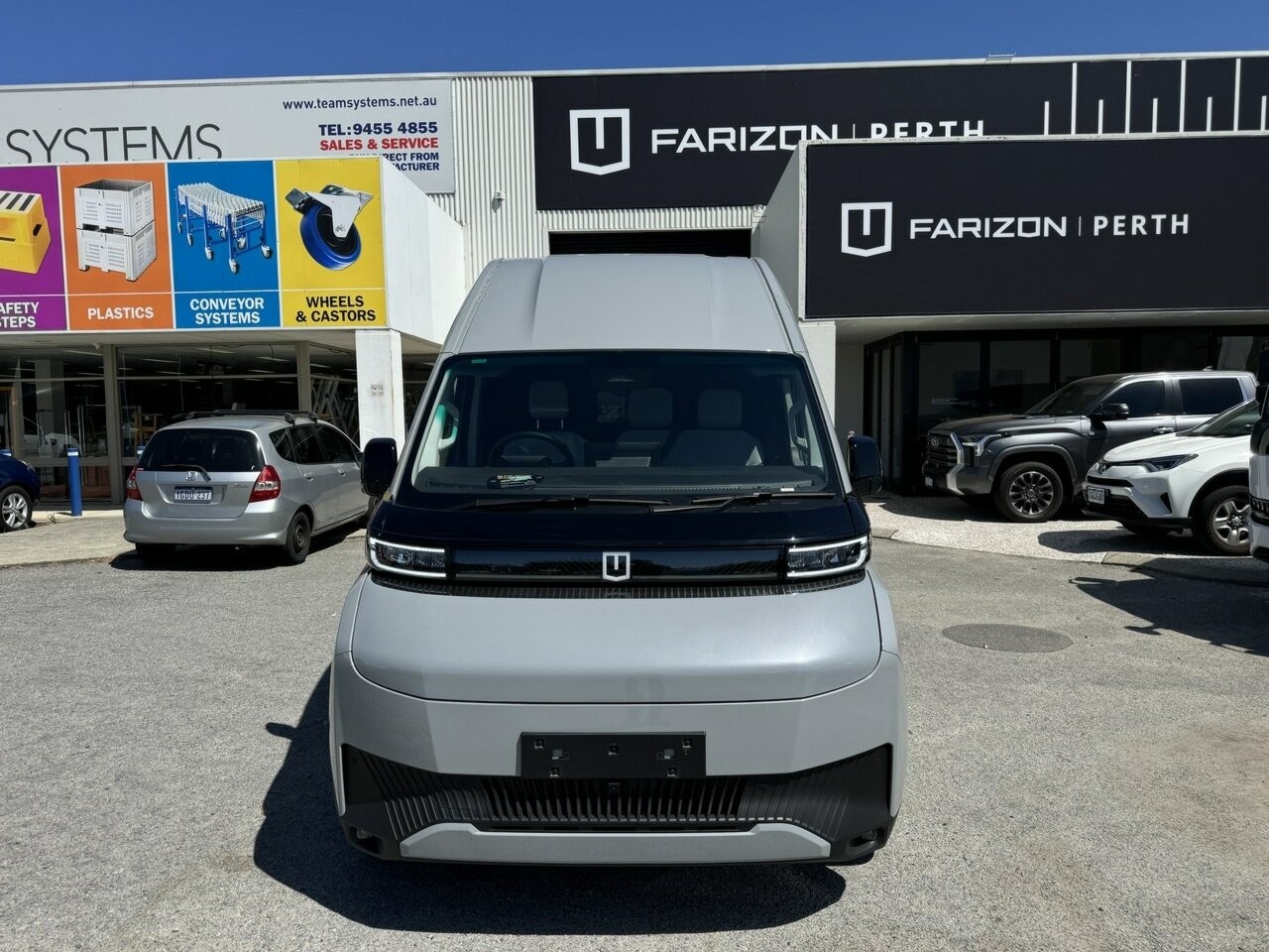 Farizon Supervan image 1