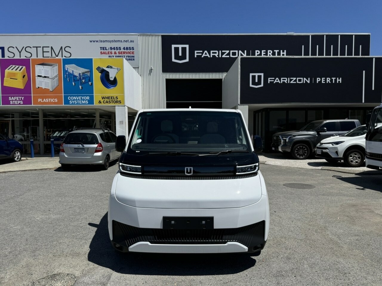 Farizon Supervan image 1