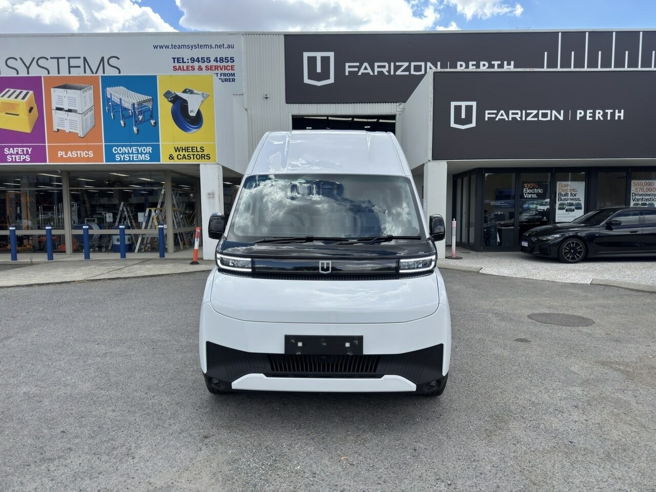 Farizon Supervan image 2