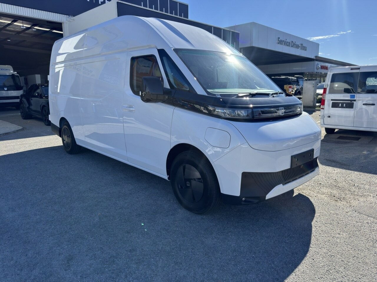 Farizon Supervan image 2