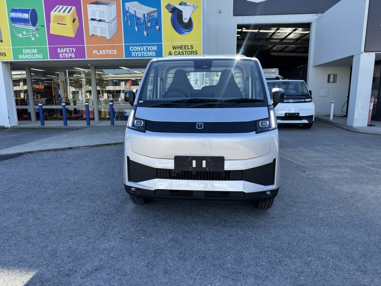 Farizon F3e image 1