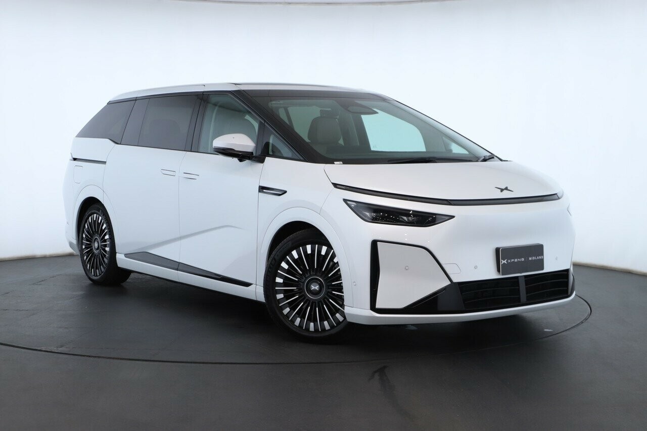 Xpeng X9 image 1