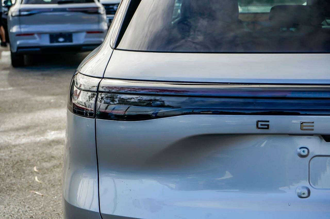 Geely Starray Em-i image 4