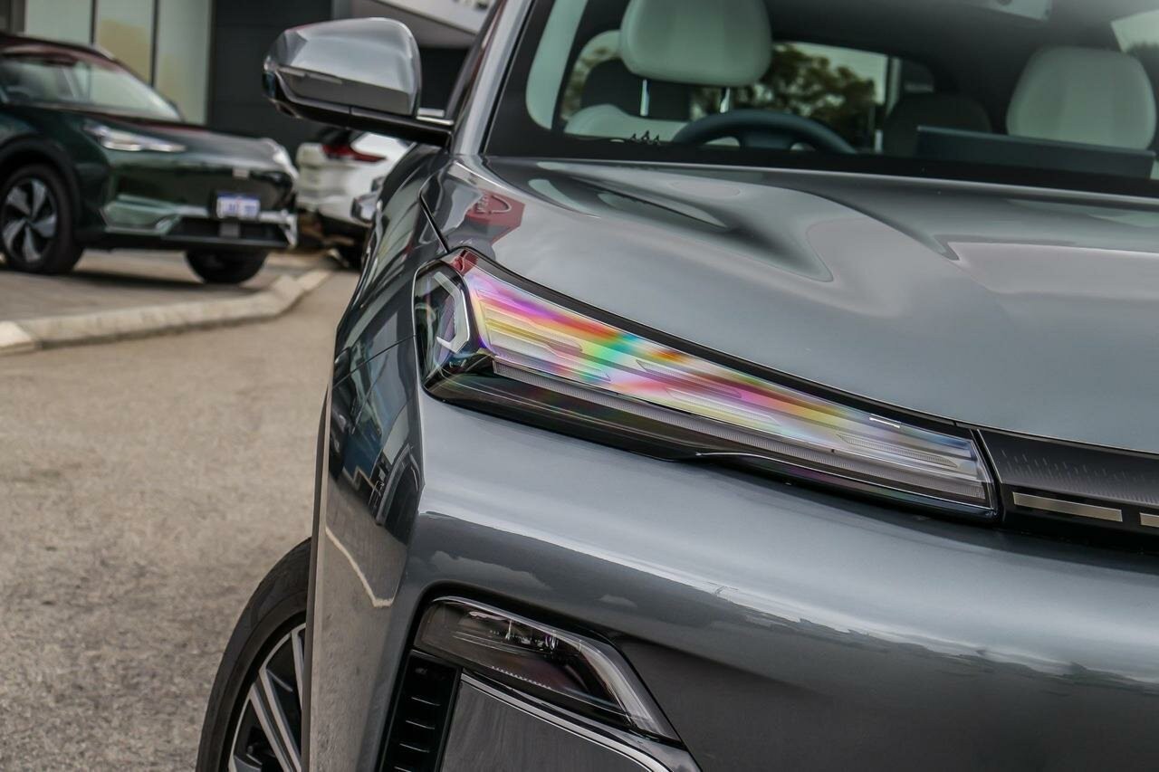 Geely Starray Em-i image 3