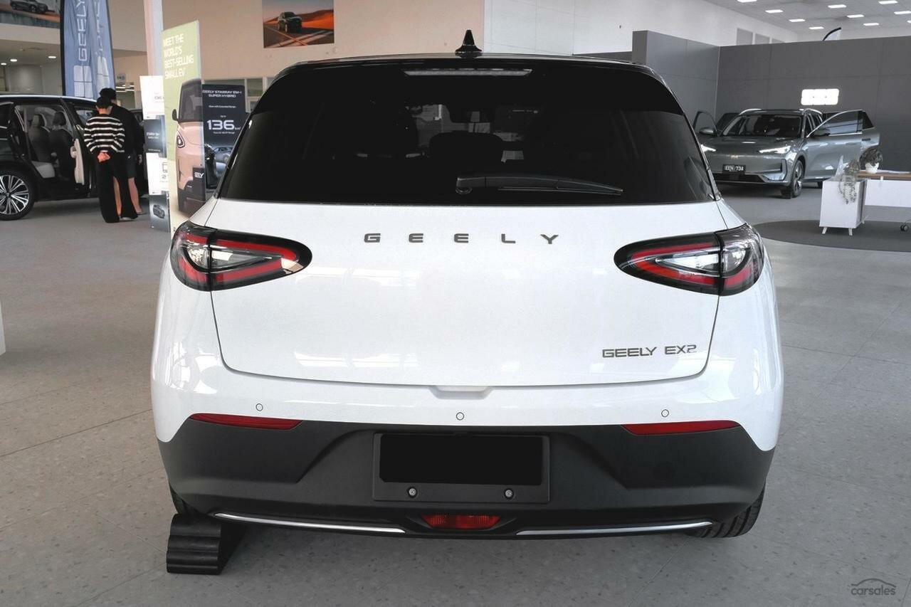 Geely Ex2 image 3