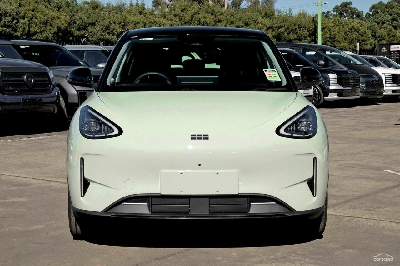 Geely Ex2 image 2