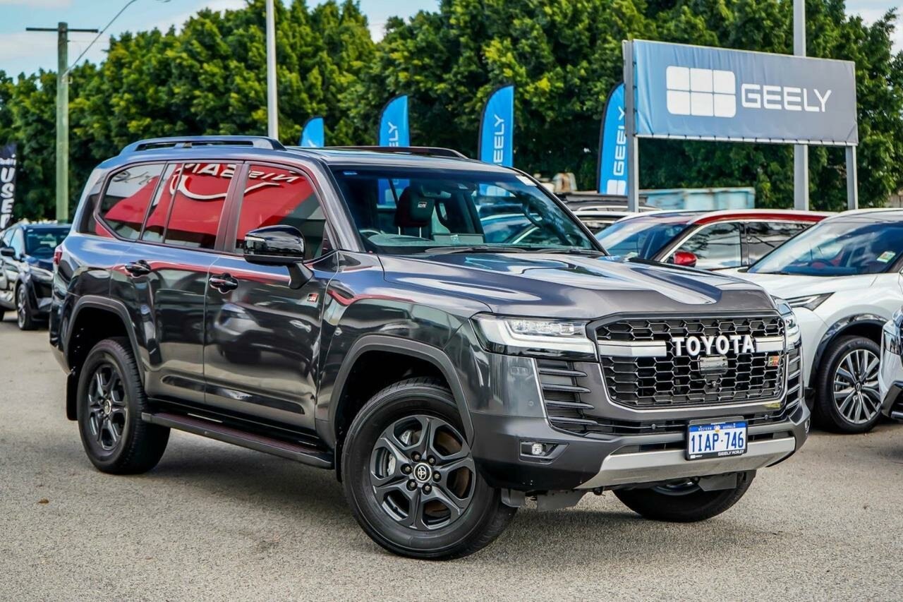 Toyota Landcruiser image 1