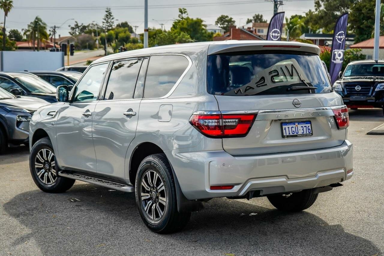Nissan Patrol image 2