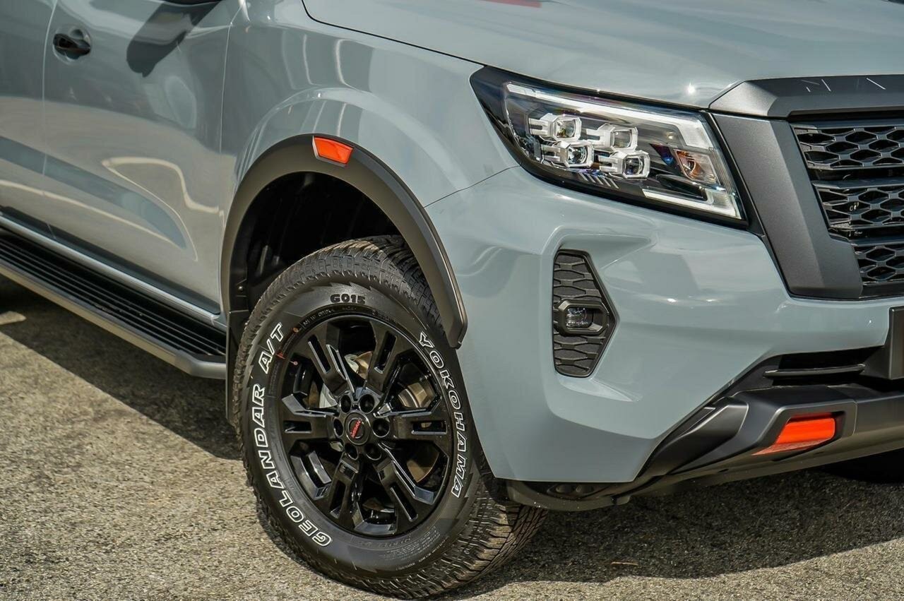 Nissan Navara image 3