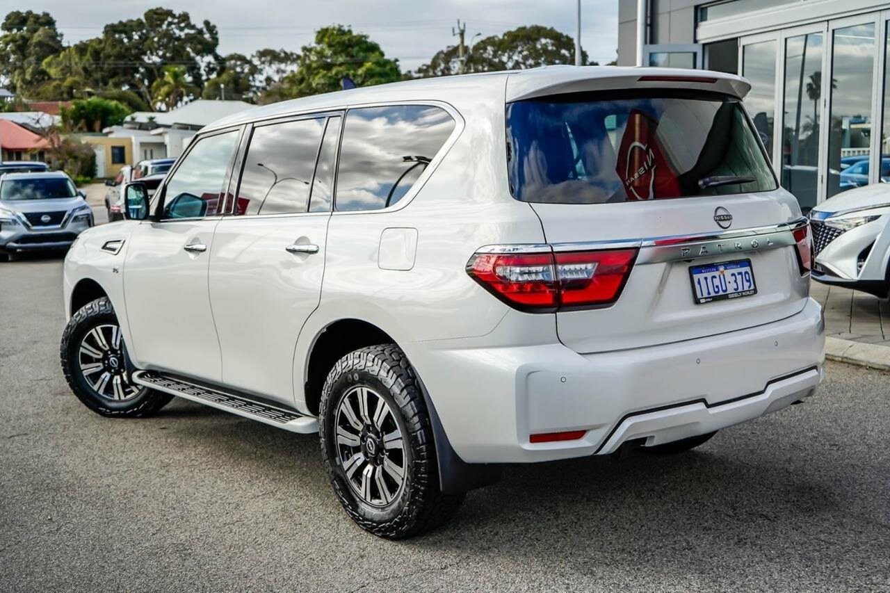 Nissan Patrol image 2