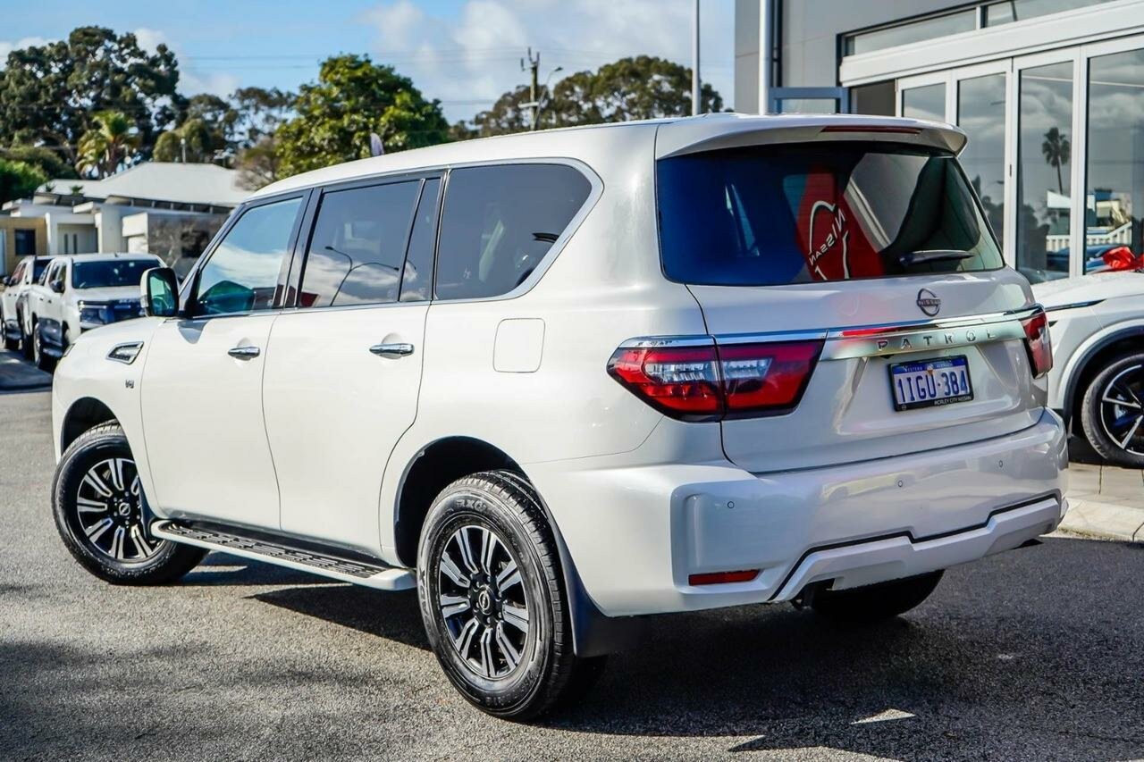 Nissan Patrol image 2
