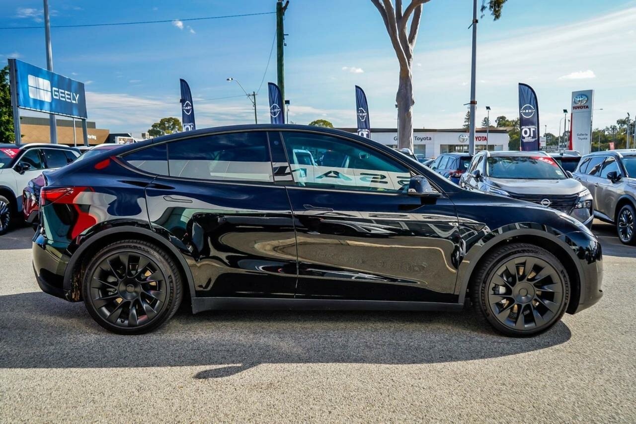 Tesla Model Y image 3