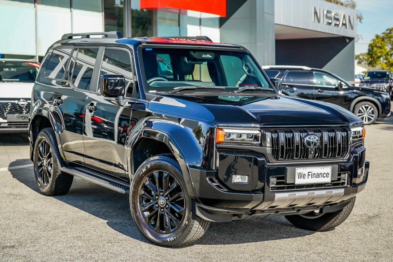 Toyota Landcruiser Prado image 1