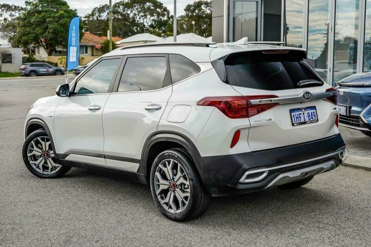 Kia Seltos image 2