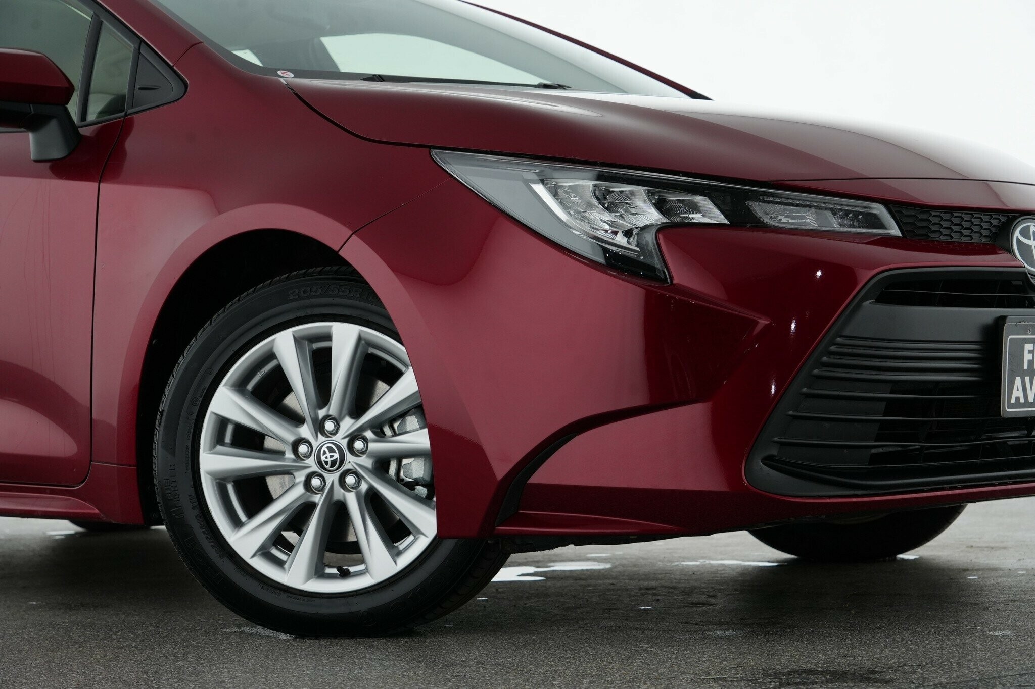 Toyota Corolla image 2