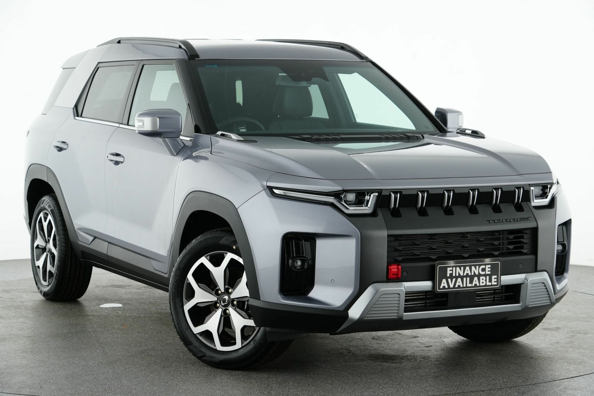 Kgm Ssangyong Torres image 1