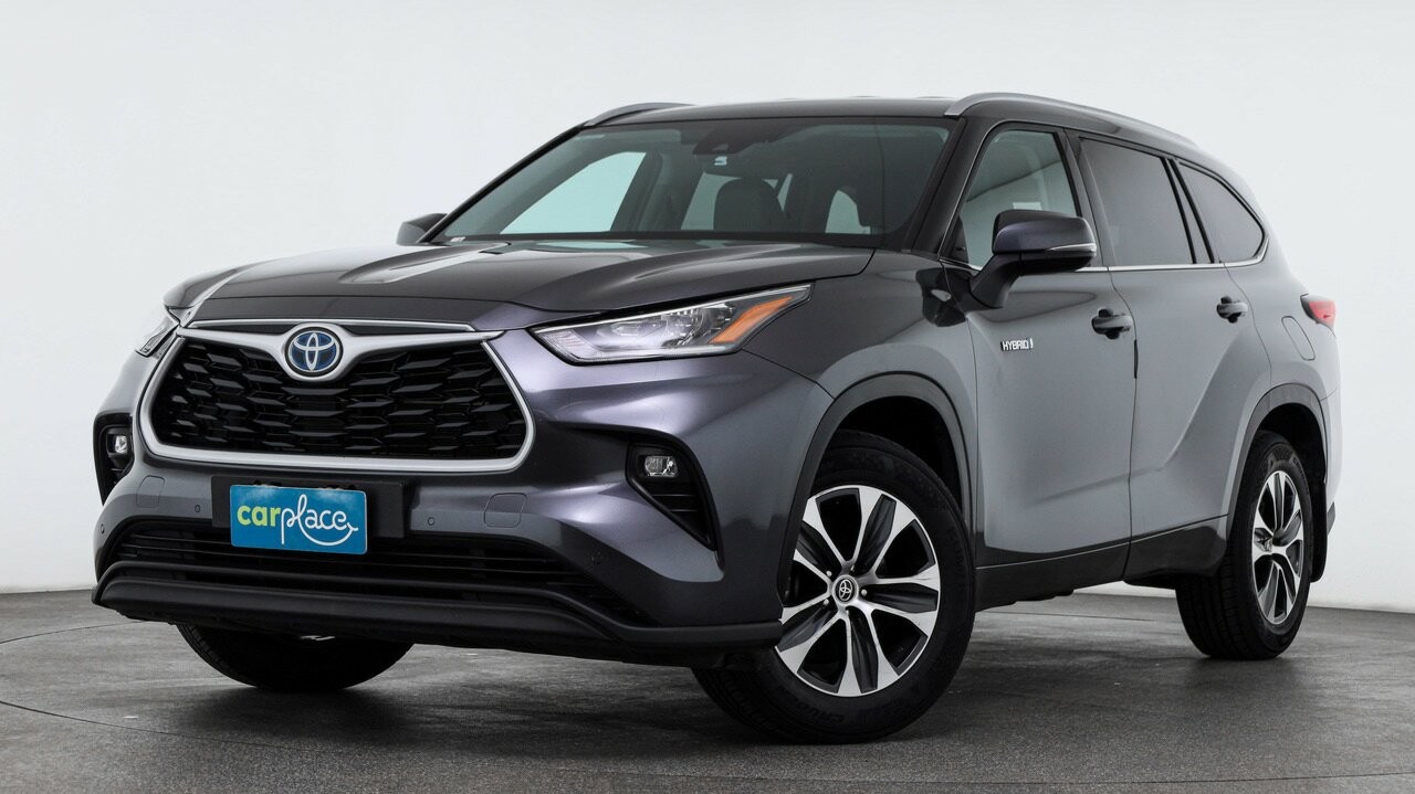 Toyota Kluger image 1