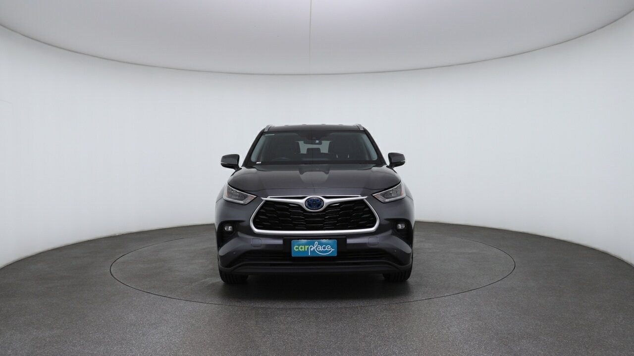 Toyota Kluger image 2