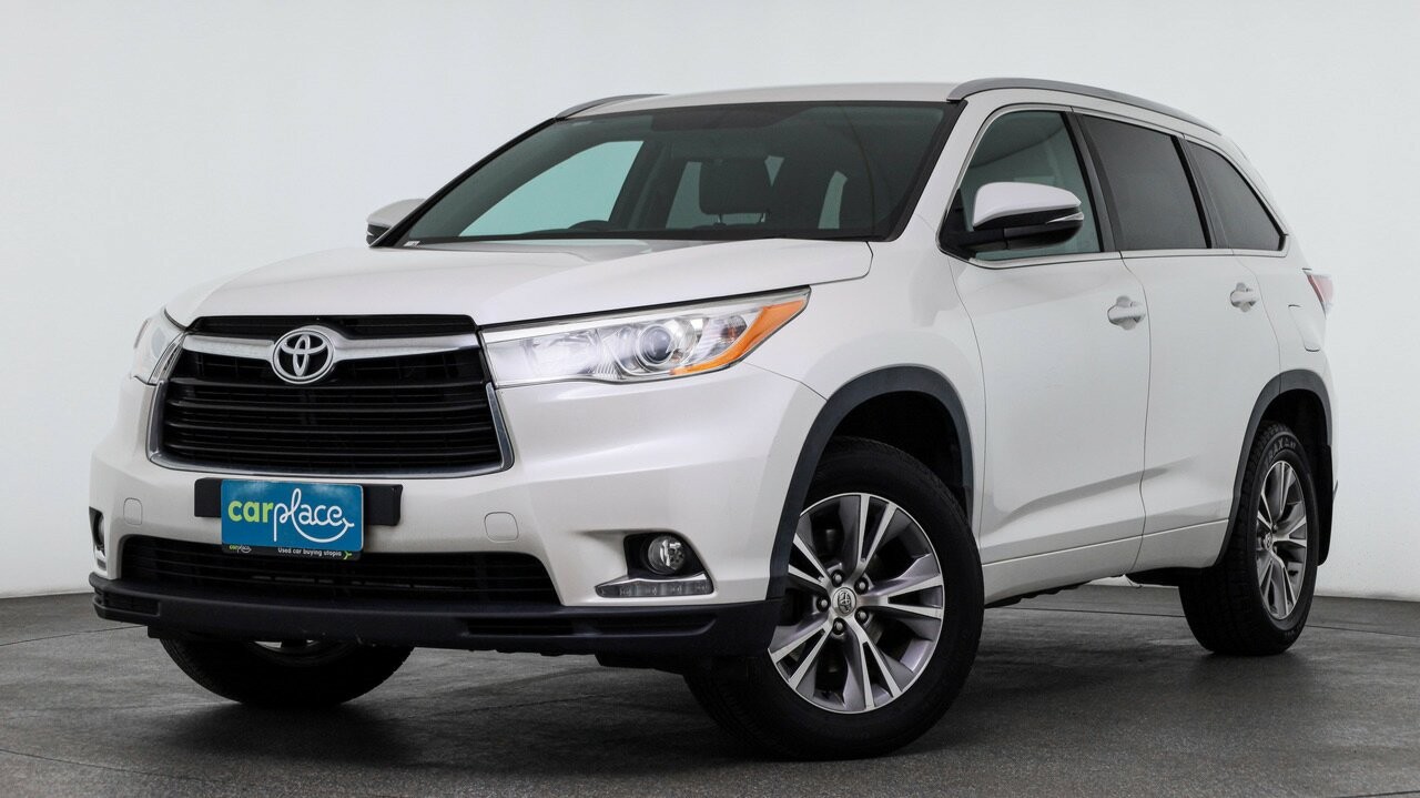 Toyota Kluger image 1