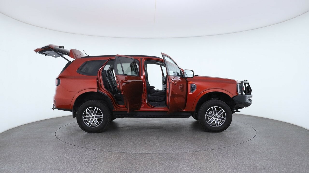 Ford Everest image 4