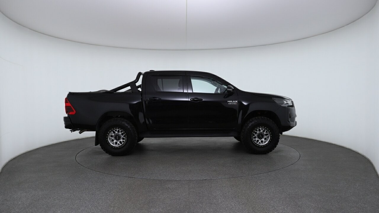 Toyota Hilux image 3