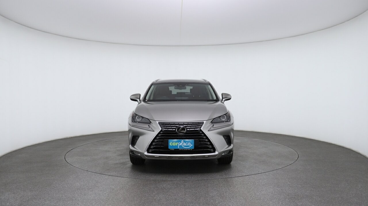 Lexus Nx image 2