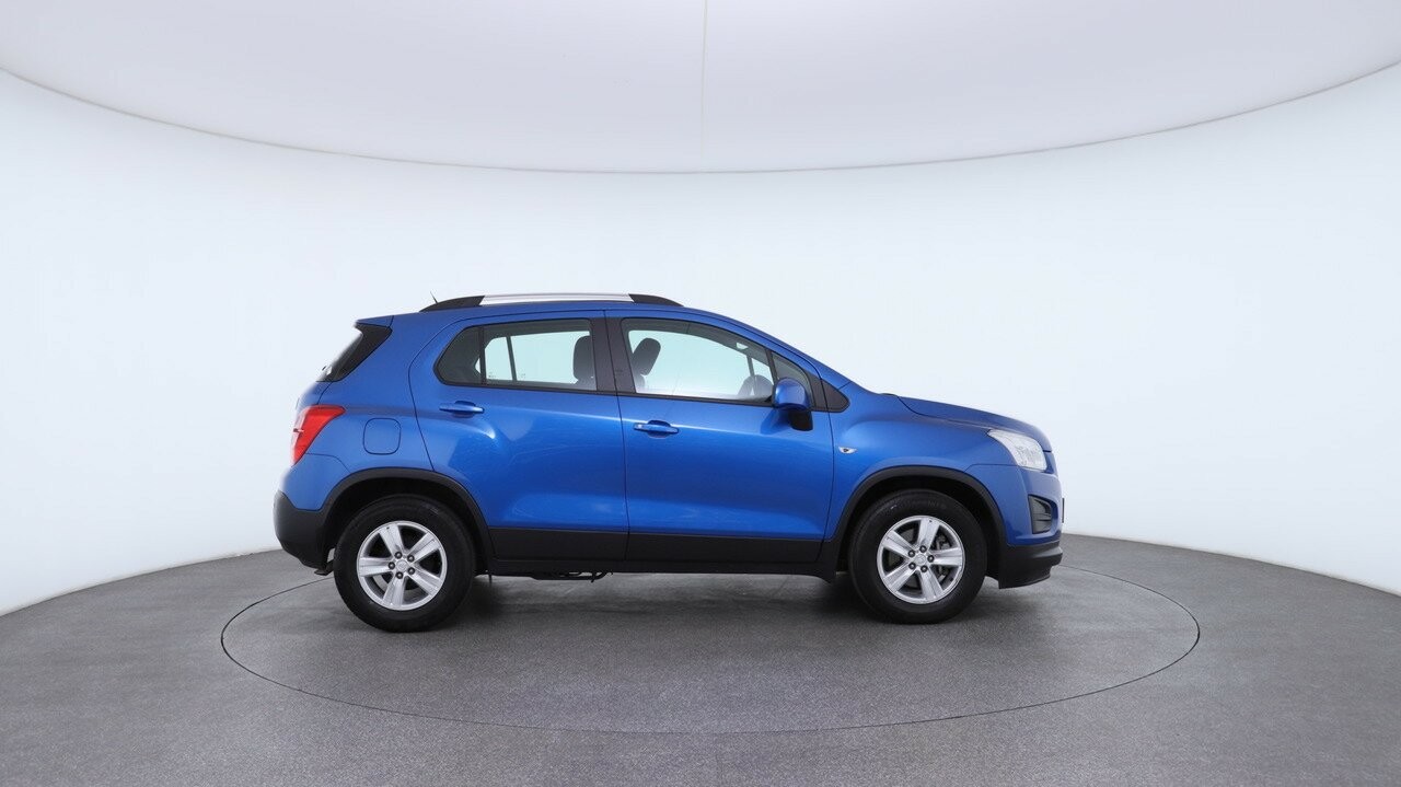 Holden Trax image 3
