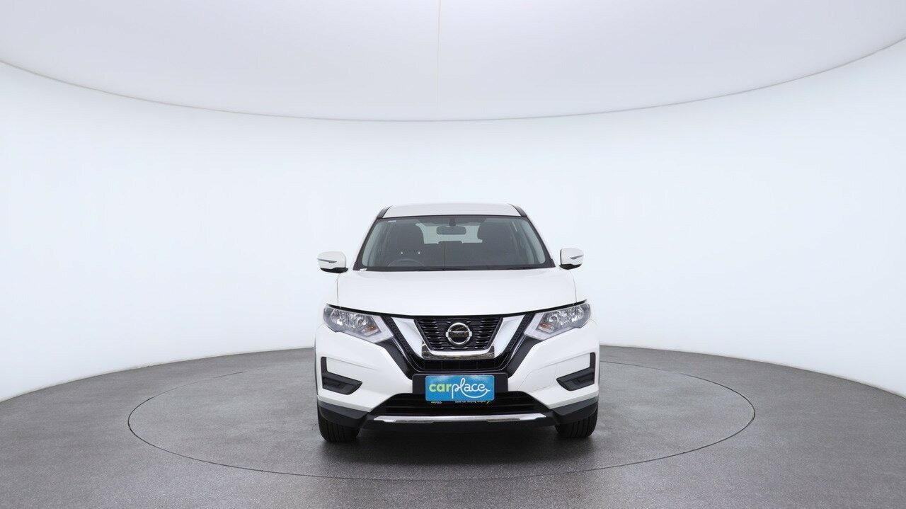 Nissan X-trail image 2