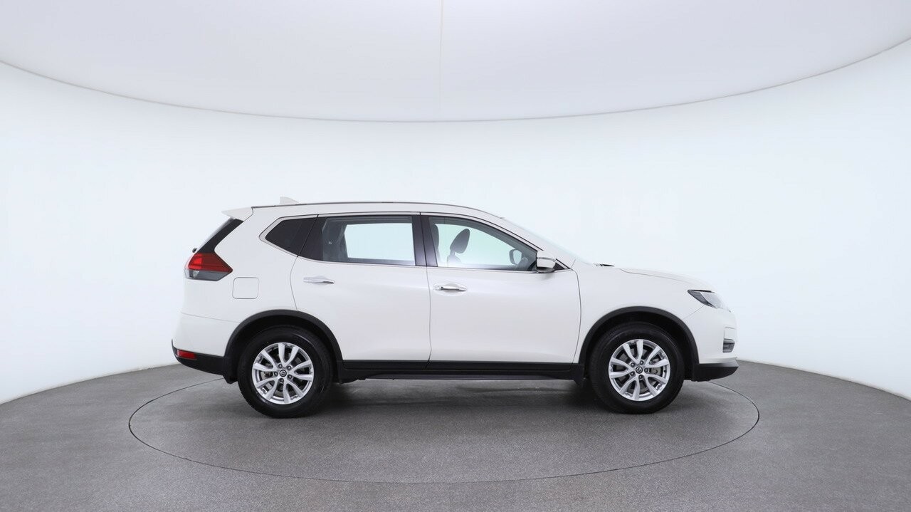 Nissan X-trail image 3