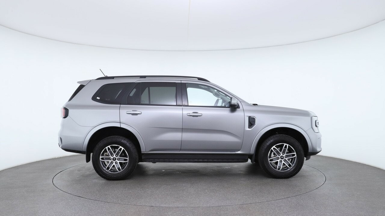 Ford Everest image 3
