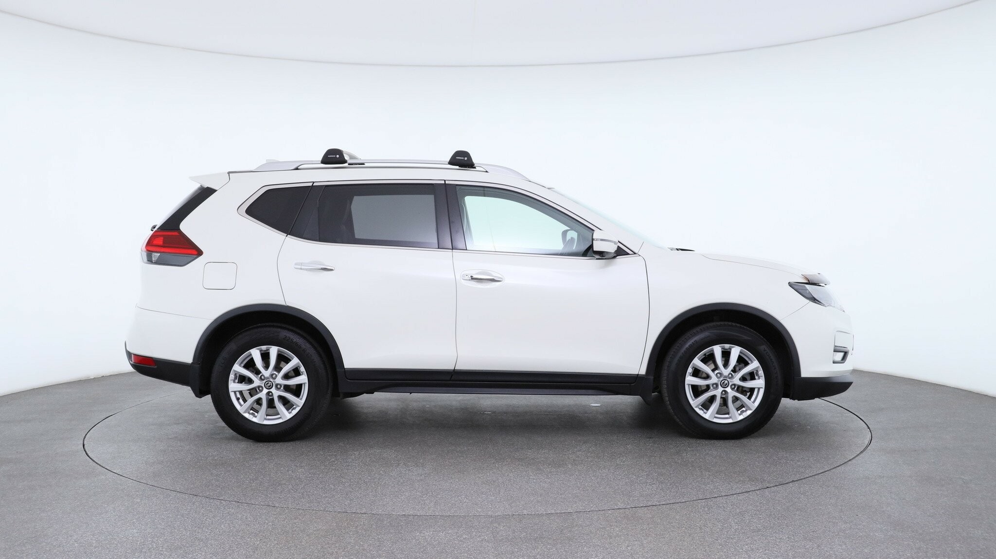 Nissan X-trail image 3