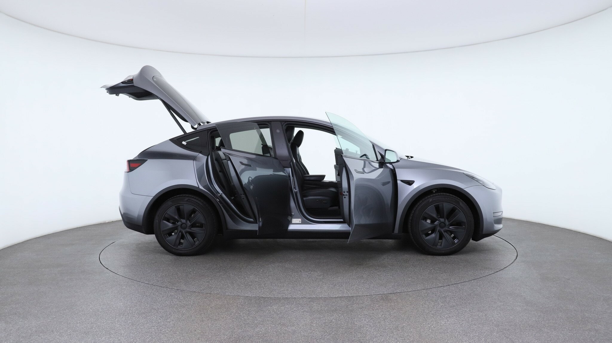Tesla Model Y image 4