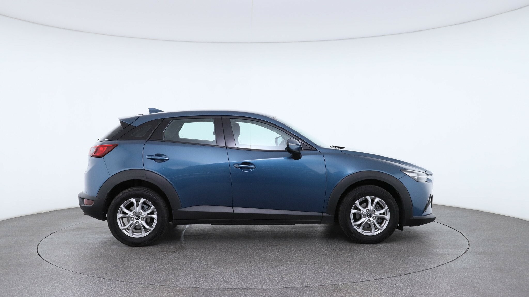 Mazda Cx-3 image 3