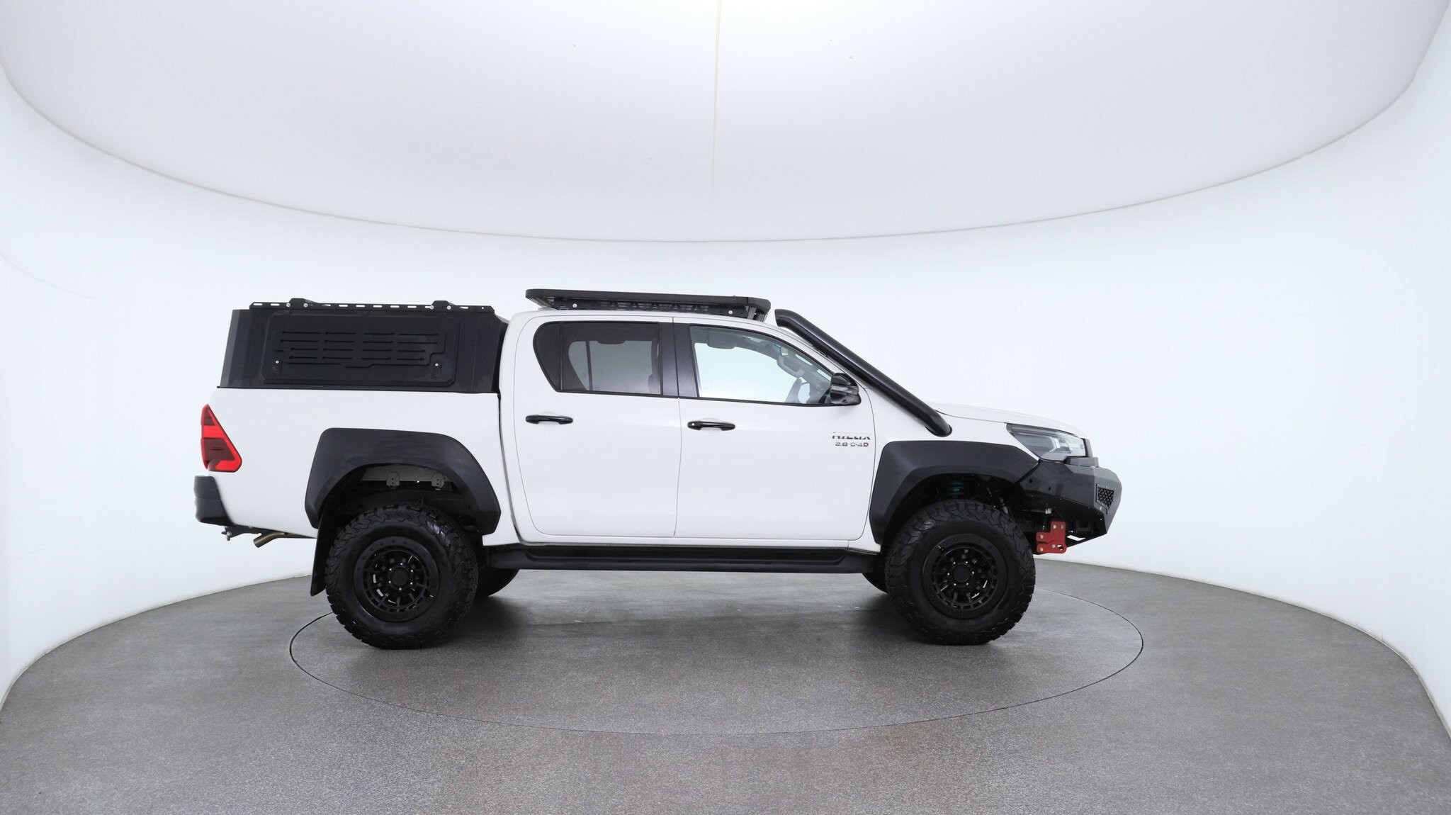 Toyota Hilux image 3