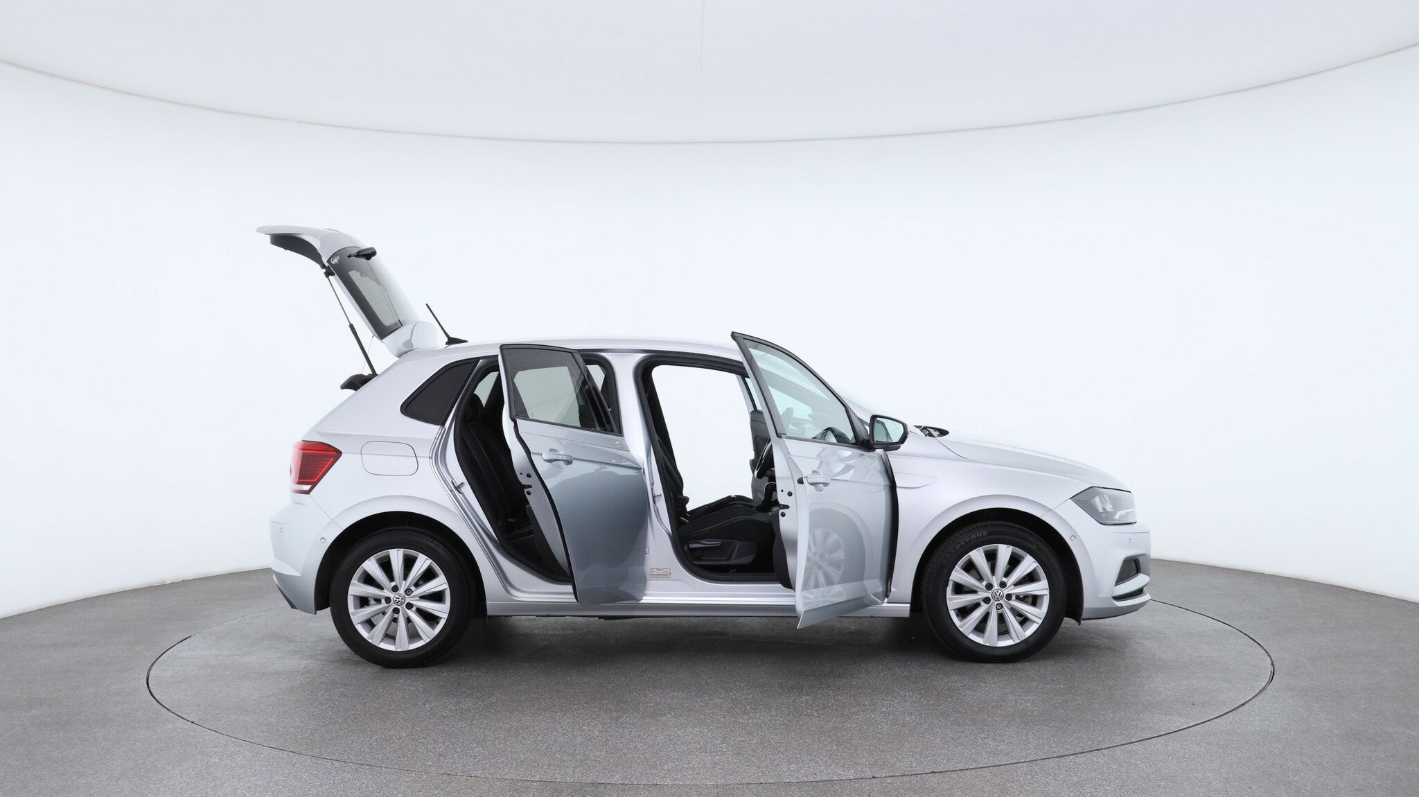 Volkswagen Polo image 4