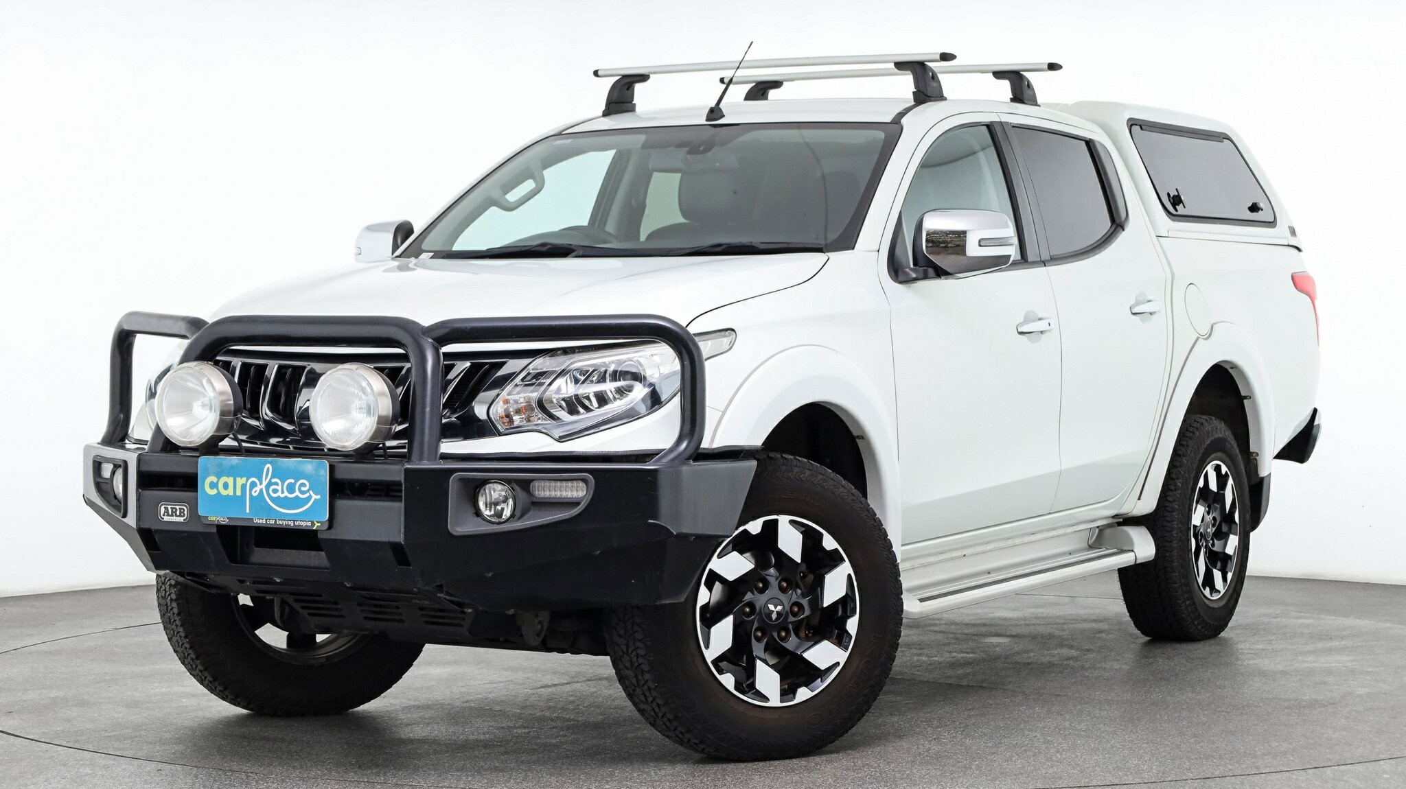 Mitsubishi Triton image 1