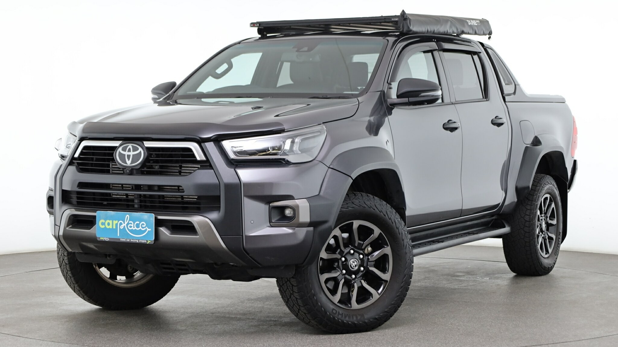 Toyota Hilux image 1