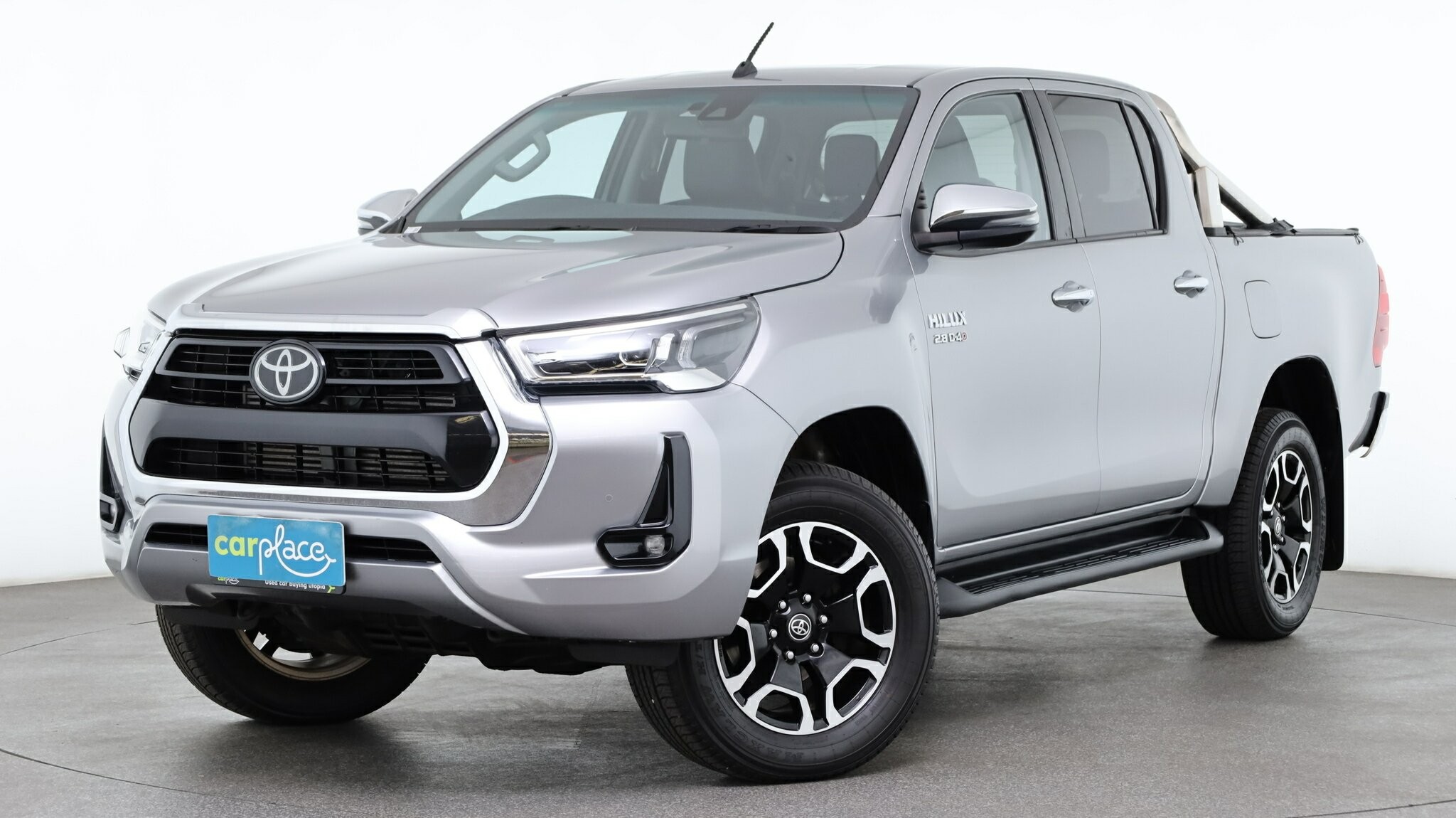 Toyota Hilux image 2